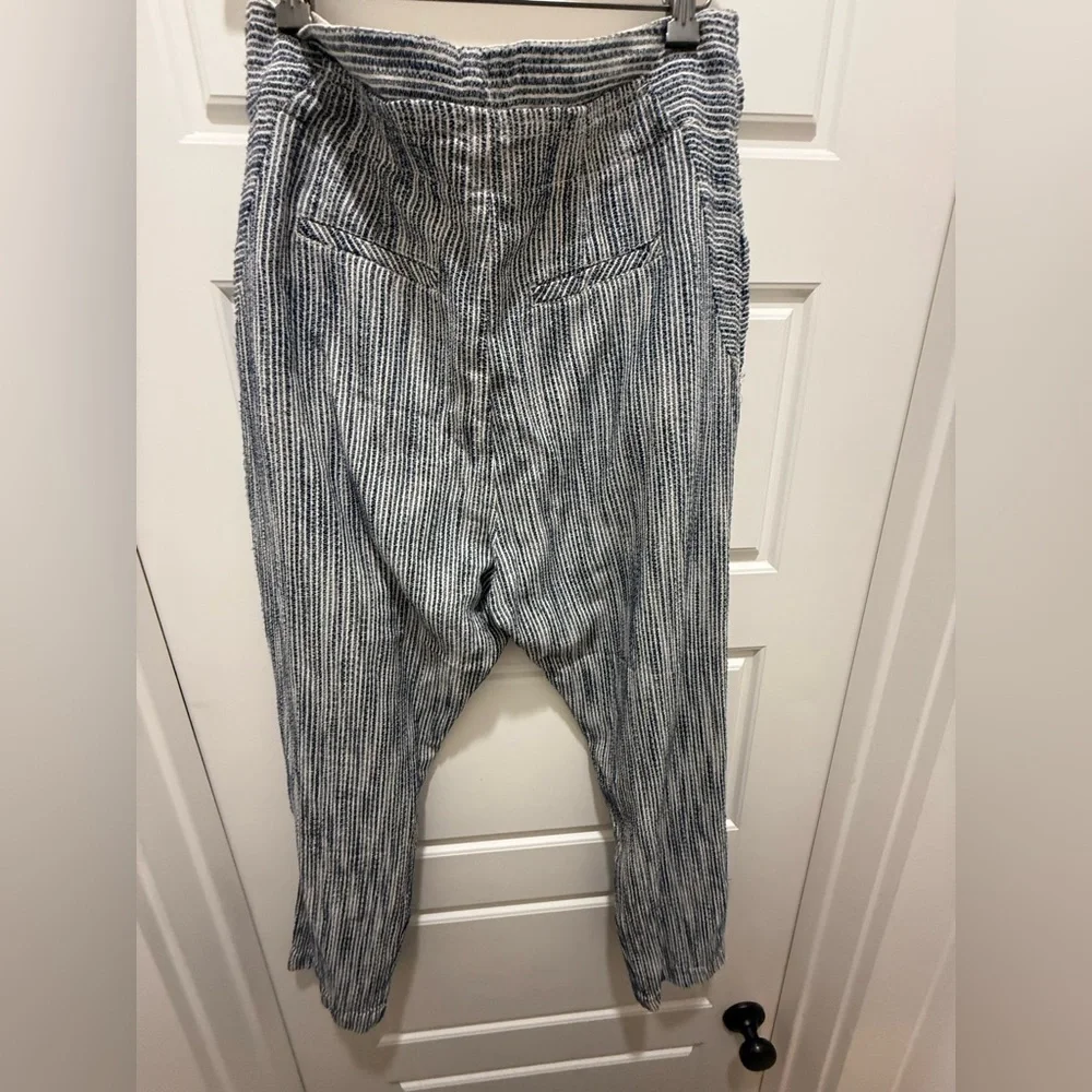 Free People. Light At Sunrise Pant. Indigo & White. Size 8.